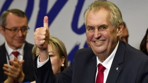 Präsident Zeman bleibt im Amt