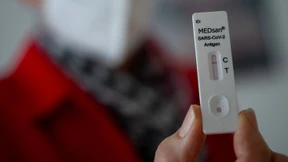 Schnelltests für Weihnachten und alte Öfen vor dem Aus