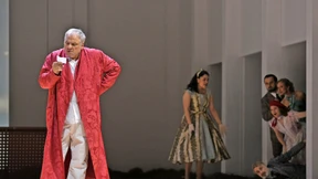 Aufschlag mit Lučić