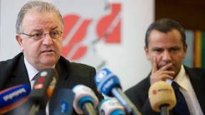 Politiker und Migranten beklagen tiefsitzende Ressentiments