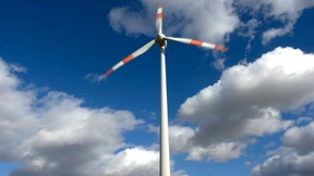 Sie bauen Windrad an Windrad an Windrad