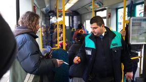 Prüfer werden multikulturell geschult