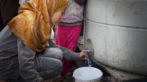 Deutschland bezahlt 80.000 Flüchtlinge für Arbeit