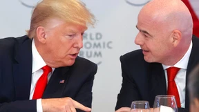 Liebedienerei beim Dinner mit Trump