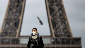 Frankreich schließt fast alle öffentlichen Einrichtungen