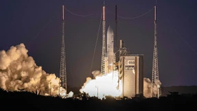 XXL-Satellit für schnelles Internet im All