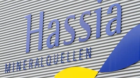 Hassia: Aufwärts mit Rosbacher und Säften