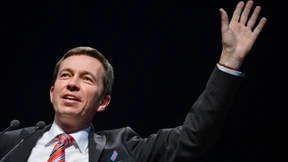 Lucke will AfD allein führen