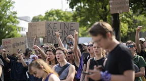 Till Lindemanns Anwälte gehen gegen Petition vor