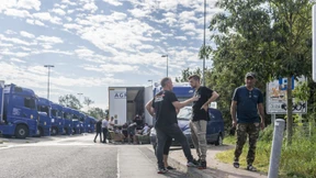 Lkw-Fahrer in Gräfenhausen hoffen auf Einigung noch am Freitag