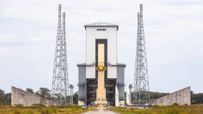 Frankreich befördert Satelliten ins All