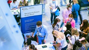 Fördert der Staat die Personalnot?