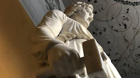 Völlig überhöht – das sieht ihm ähnlich