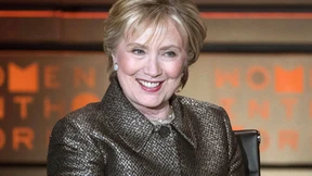 Ein Apfel und eine Fischer