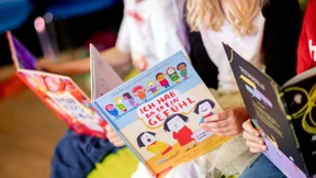 In guten Mädchenbüchern können Jungs die Helden sein