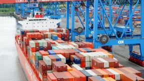 EU-Kommission prüft deutsche Exportstärke