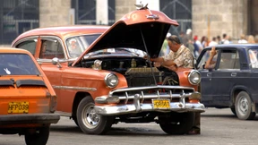 Kubaner können Autos für Wucherpreise kaufen