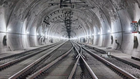 Warum kommt die Bahn so oft zu spät?