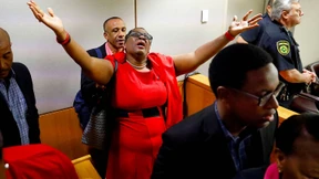 Frühere Polizistin wegen Mordes an unbewaffnetem Schwarzen verurteilt