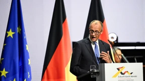 Kanzler beschwört gemeinsame Anstrengung für „neue Einheit“