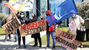 Umstrittene Kammer stellt Arbeit ein