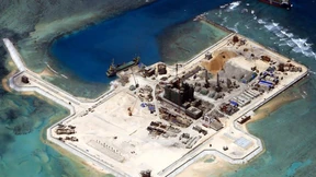 Eine Seidenstraße im Meer