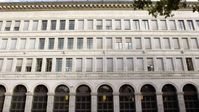 Schweizer Notenbank führt Negativzinsen ein