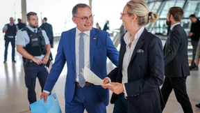 „Sie dürfen doch die Vollversager nicht fragen“