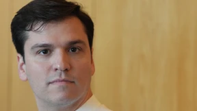 Das Schiff verlässt den sinkenden Kapitän