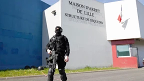 Häftling sprengt sich den Weg in die Freiheit