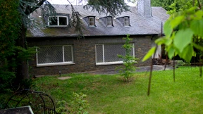 Grundstück der OB-Dienstvilla in Frankfurt besetzt