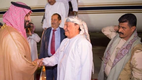 Luftangriffe auf Houthi-Rebellen - Hadi in Saudi-Arabien