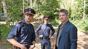 Der Kommissar hört Bach und lässt alle warten