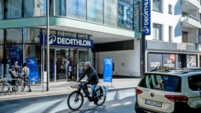 Sportfiliale mit Werkstatt mitten in der Stadt