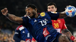 Frankreich siegt zum Auftakt