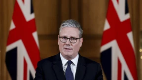 Der Premierminister in London versucht einen Befreiungsschlag