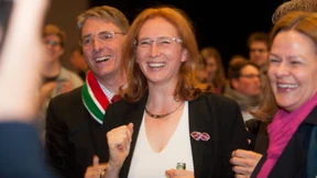 Stang bleibt Bürgermeisterin von Hofheim