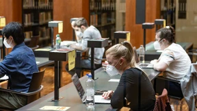 Drei Semester weiße Wände