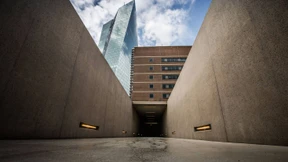 Schmierereien an EZB-Gedenkstätte