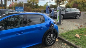 Liebeskummer an der Ladesäule