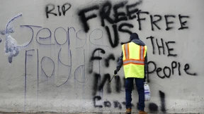 Hinknien gegen Polizeigewalt und Rassismus