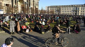Massenkundgebung zum Weltfrauentag