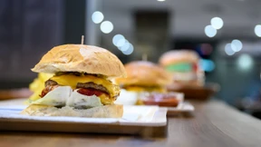 Kinder sehen täglich 15 Anzeigen für ungesunde Lebensmittel