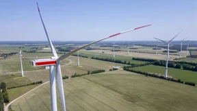 Die Zahl der Windmühlen ist der Flaute egal