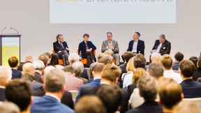 „Strom ist Macht“