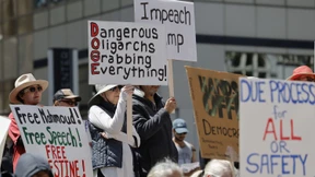 Tausende protestieren abermals im ganzen Land