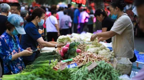 Chinas Wirtschaft rutscht in die Deflation