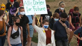 Aktivisten besetzen Braunkohle-Bagger