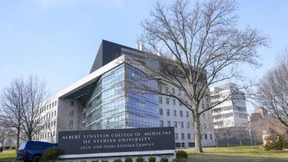 Ehemalige Professorin spendet eine Milliarde Dollar