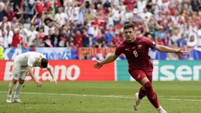 Jovic trifft in letzter Minute